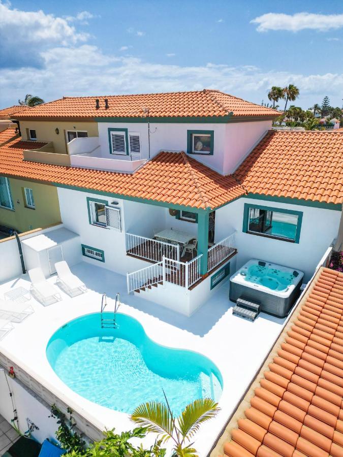 Villa Veaco Beach With Jacuzzi And Private Pool Коралео Екстериор снимка