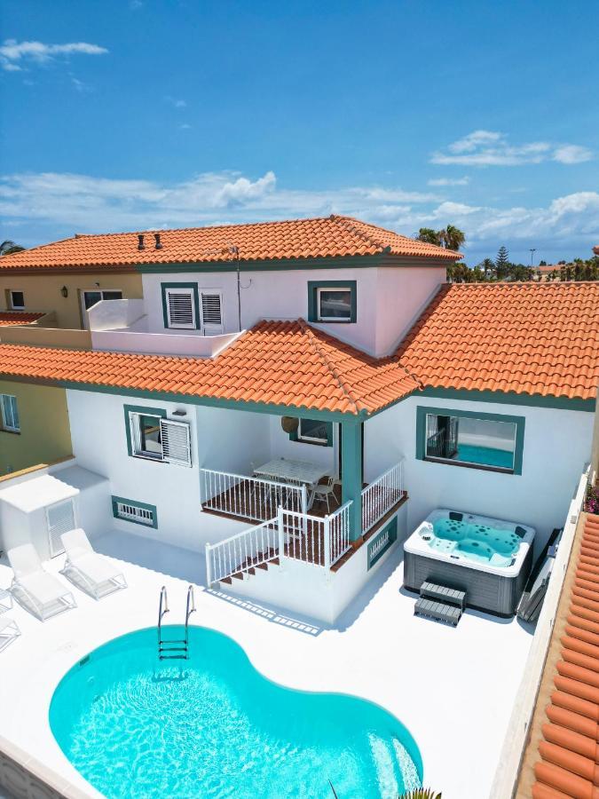 Villa Veaco Beach With Jacuzzi And Private Pool Коралео Екстериор снимка